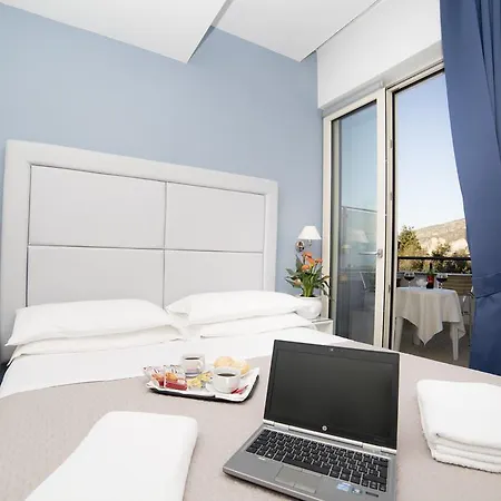 Hotel Club (Adults Only) Sant'Agnello Exterior photo